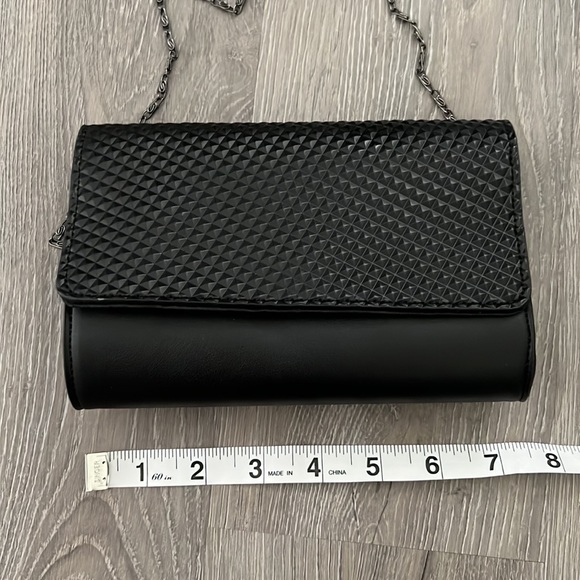 Neiman Marcus bag 🖤 - Picture 2 of 8